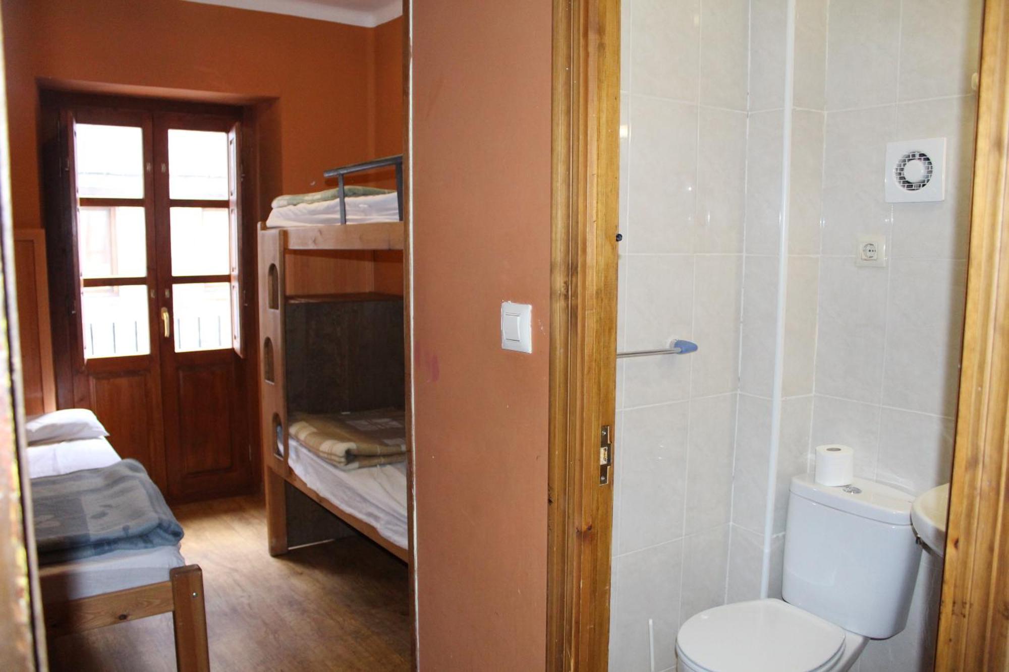 Albergue-Refugio Sargantana Canfranc Cameră foto