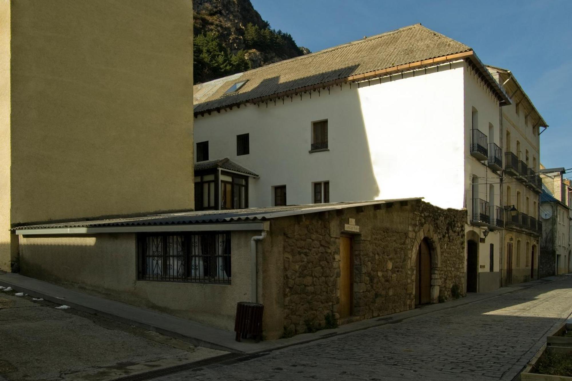 Albergue-Refugio Sargantana Canfranc Exterior foto